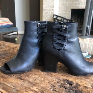 Ralph Lauren black bootie size 8 peep toe